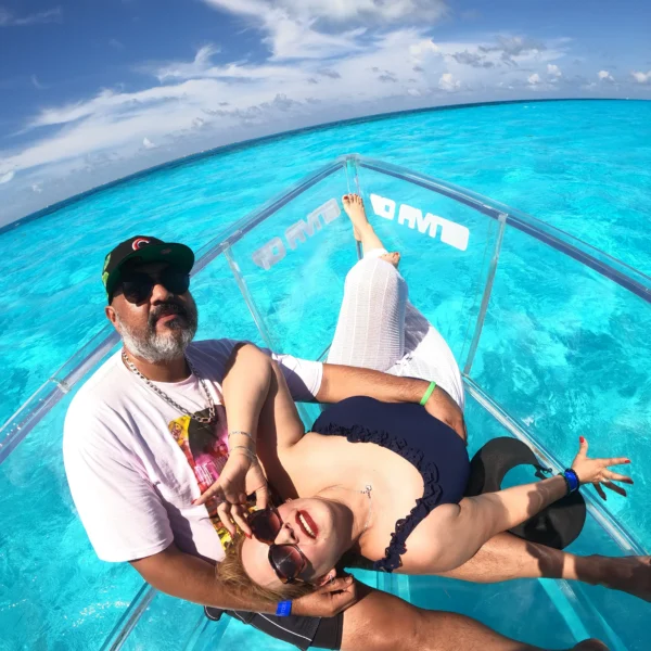 derochando amor con transparent boat tour cancun