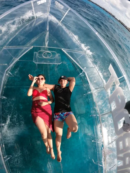 recien casados disfrutando en isla mujeres