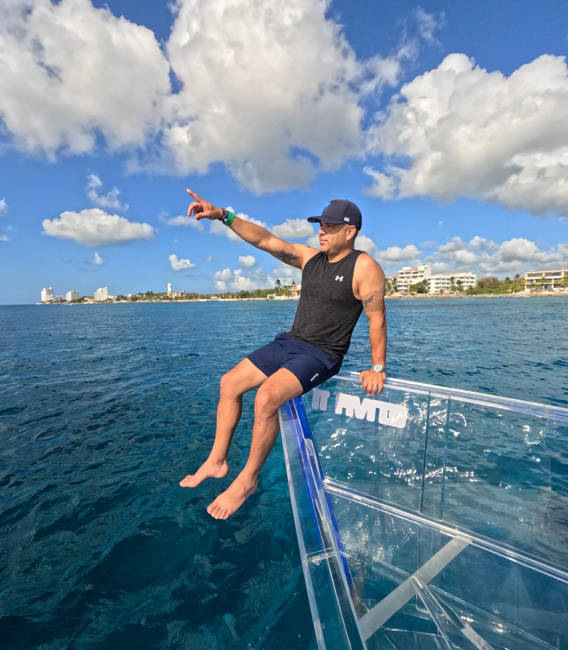 En este momento estás viendo Clear Boat Cozumel